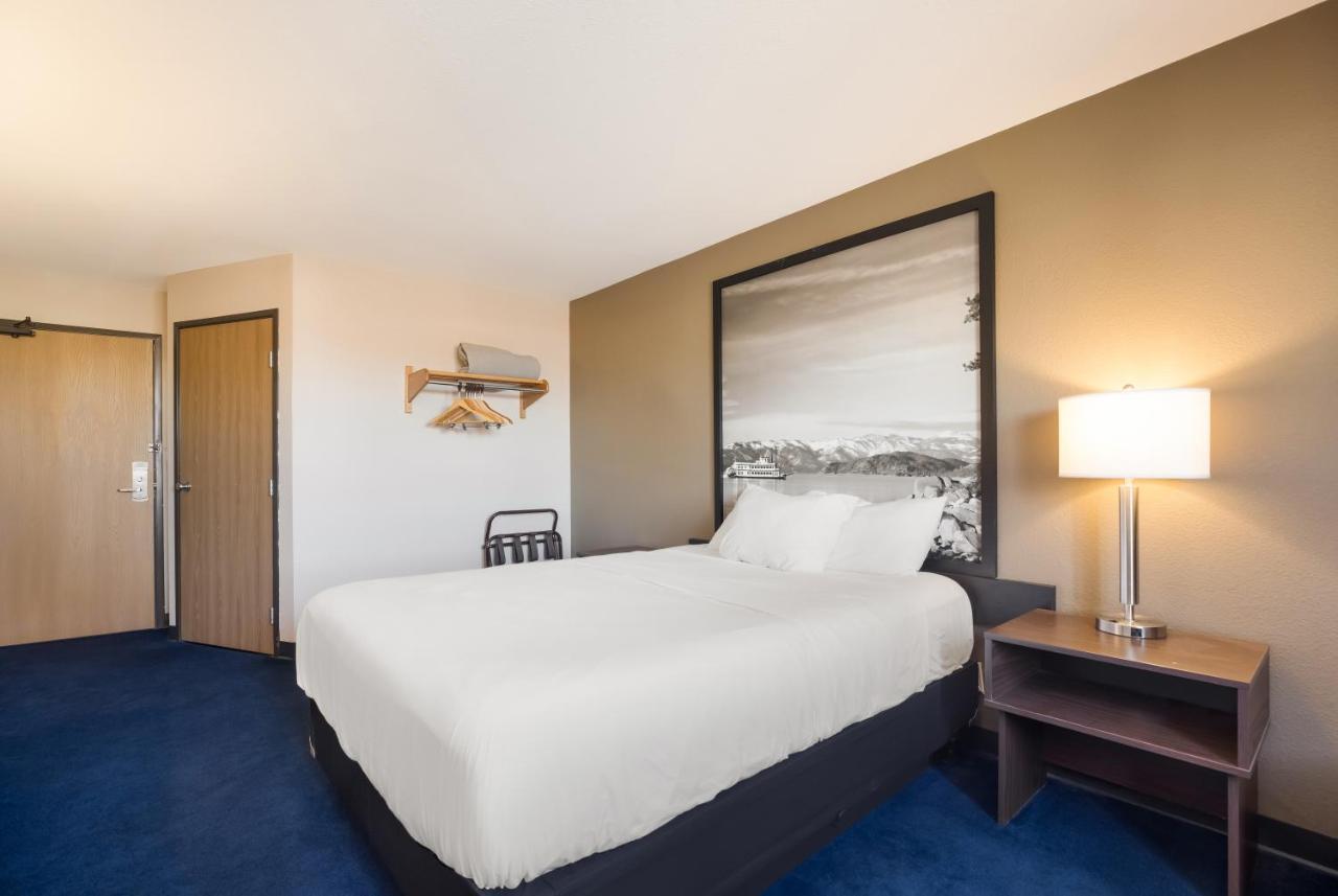 Americas Best Value Inn Sparks Extérieur photo