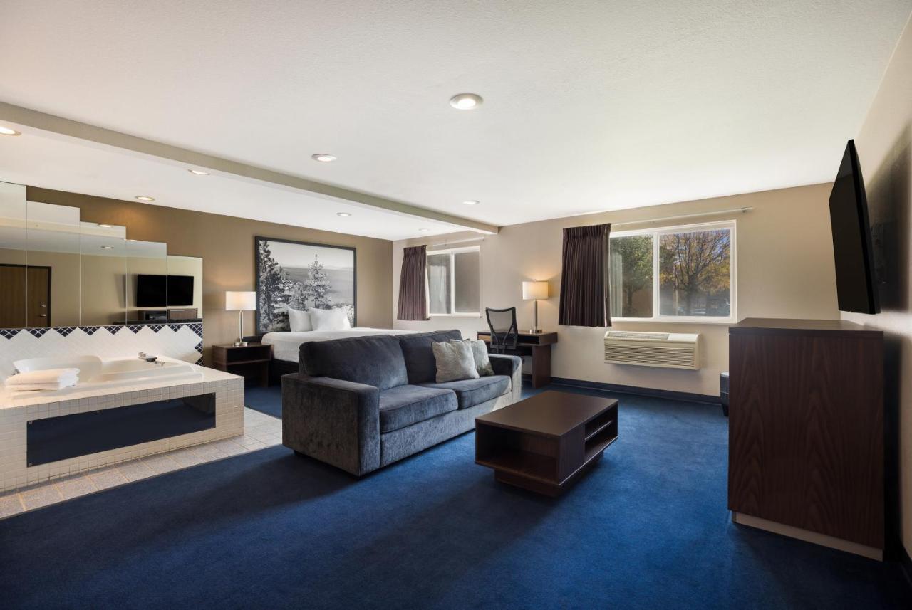 Americas Best Value Inn Sparks Extérieur photo